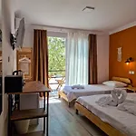Hotel Beka House *
