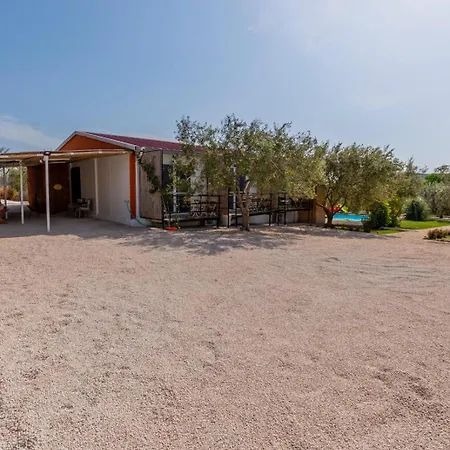 Beka House * אלאקאטי