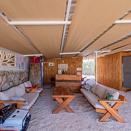 Beka House אלאקאטי