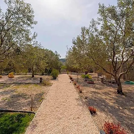 מלון Beka House אלאקאטי